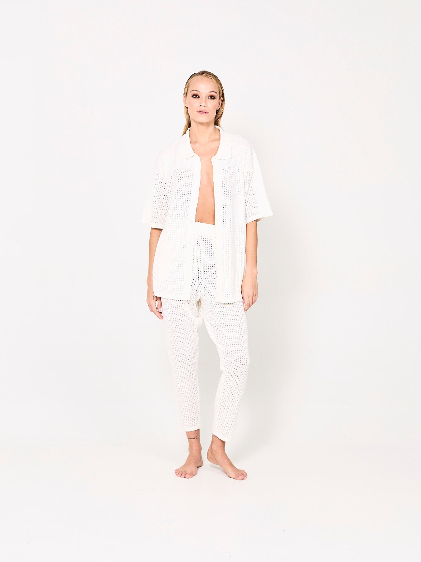 Pierced Cotton White Full Outfit (Woman)
