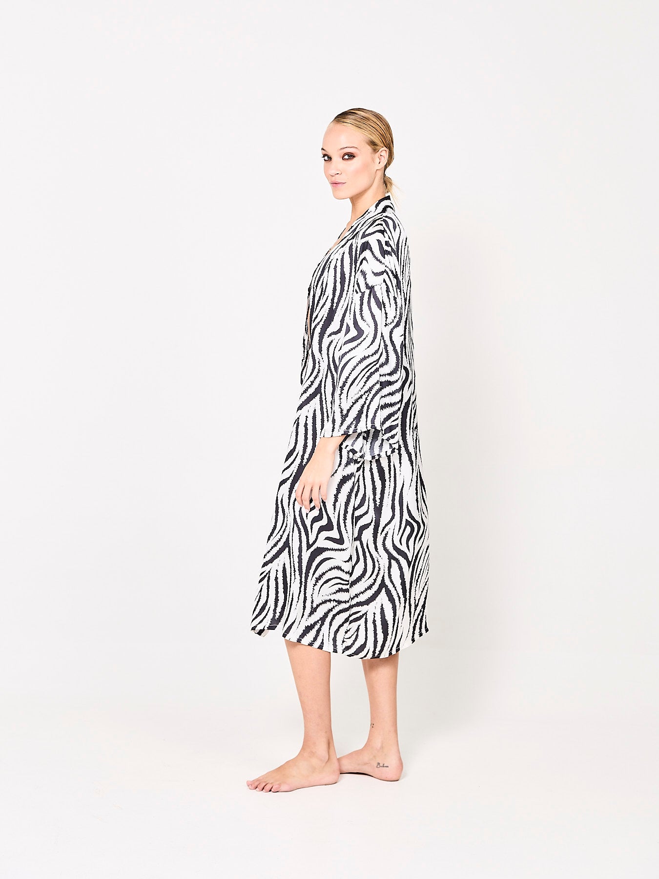 Zebra Zen Silk Kimono (Woman)