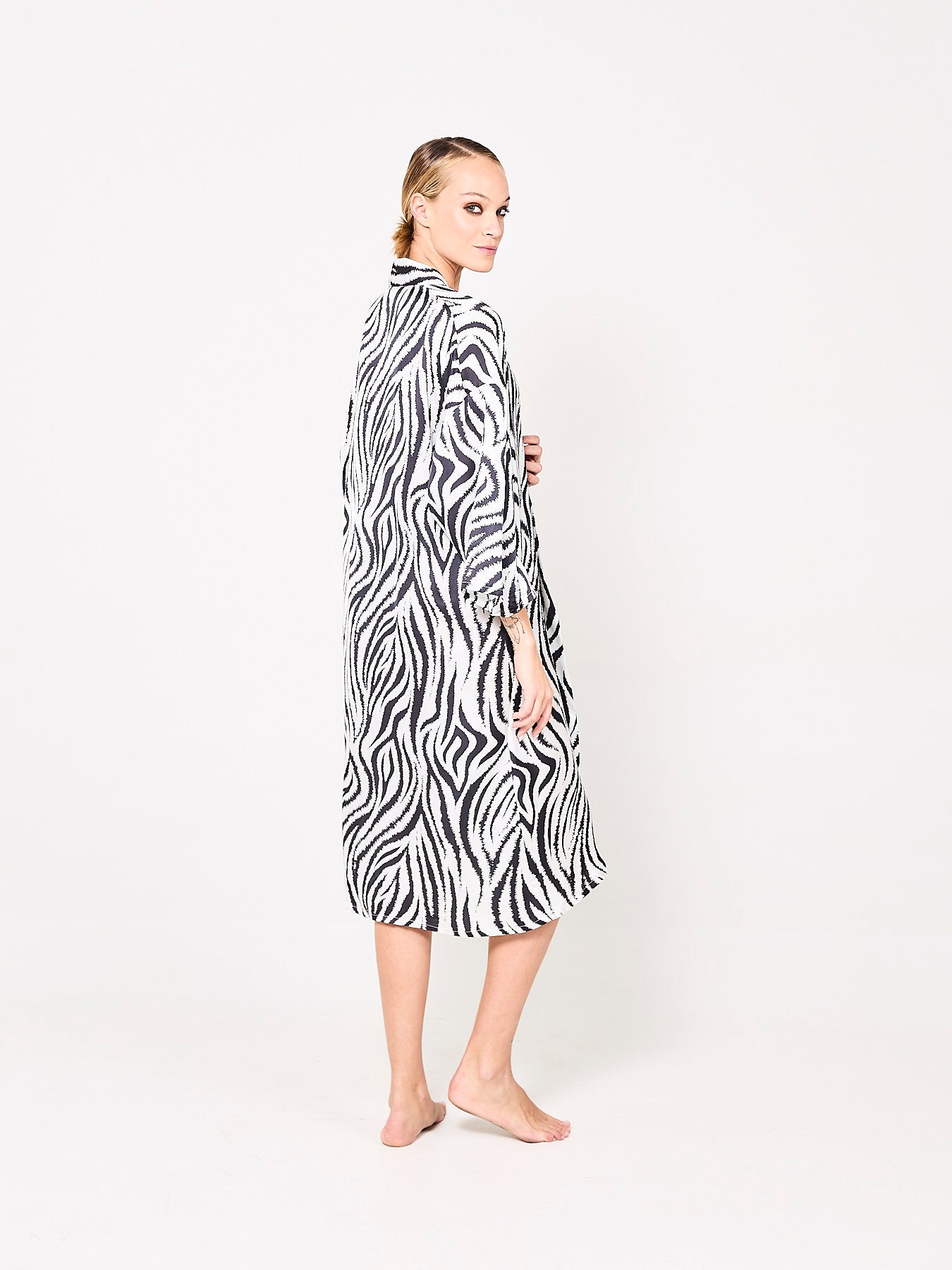 Zebra Zen Silk Kimono (Woman)