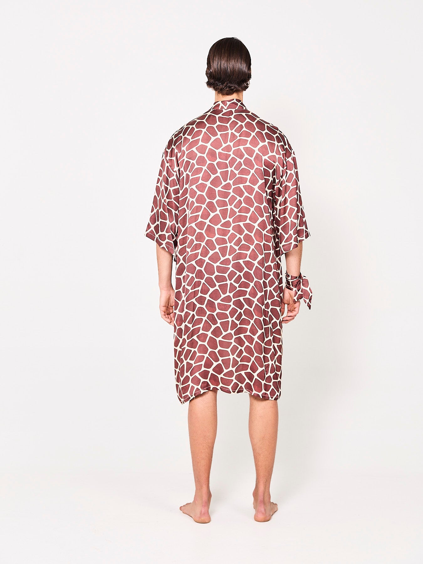 Giraffe Hexagon Silk Kimono (Man)